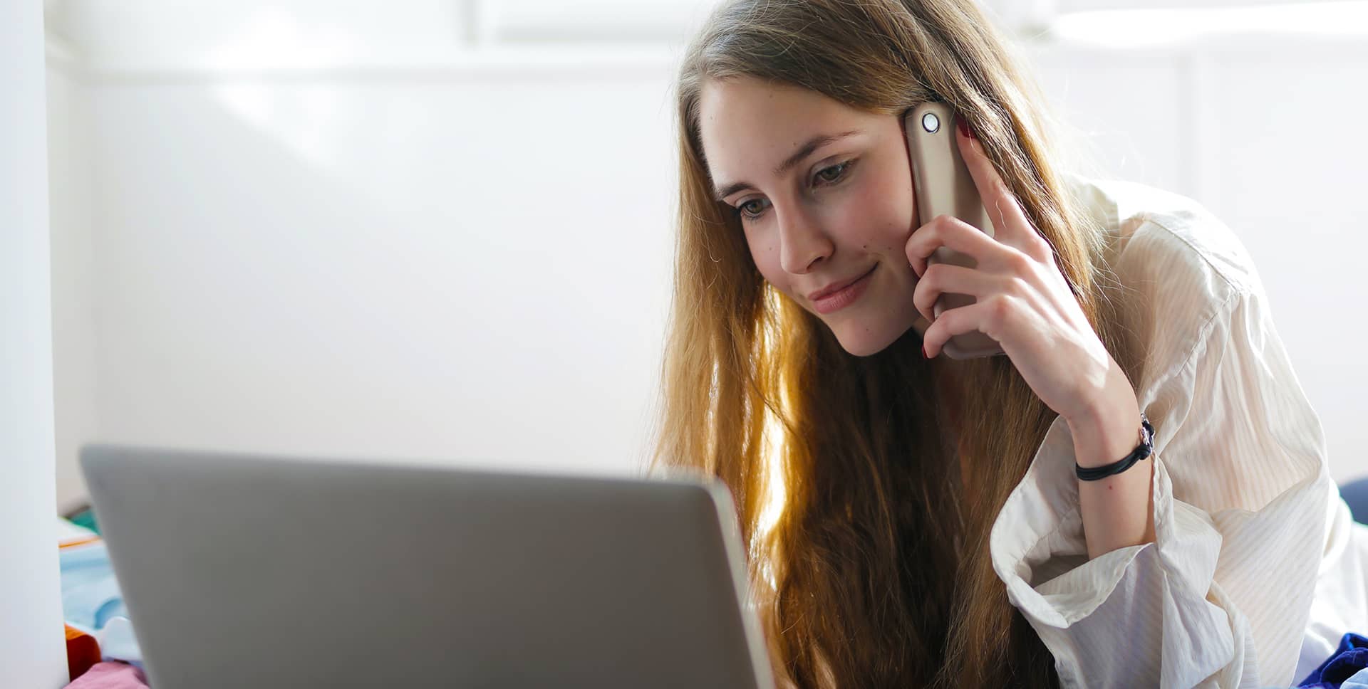 Contact Herbalsauna: telefonic, email, messenger